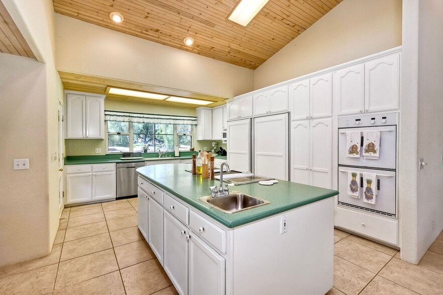 Building Photo - 22242 Little Klondike Rd