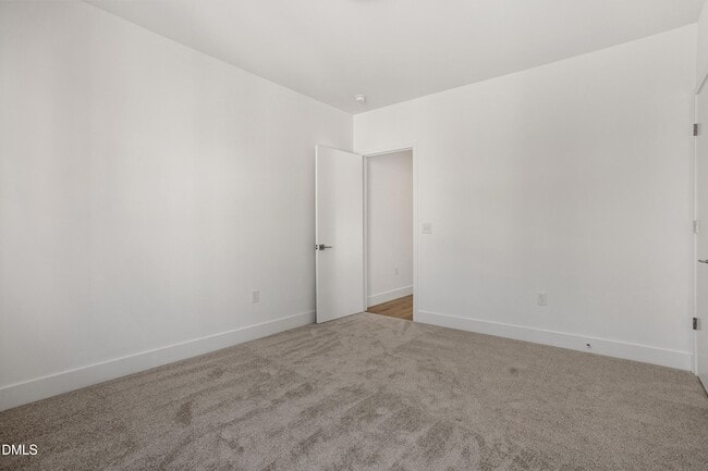 Building Photo - 2017 Jade St