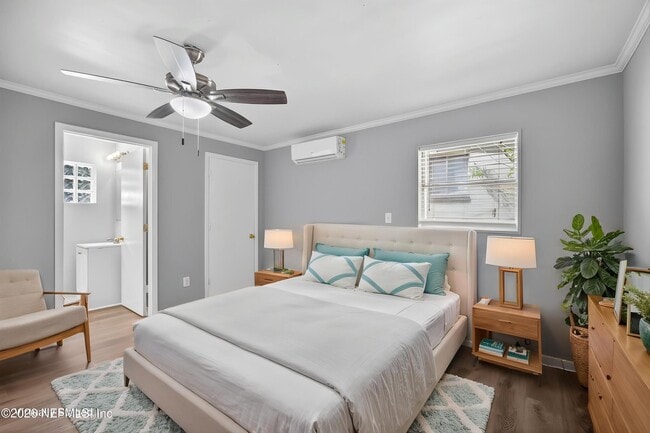 Building Photo - 6955 Miss Muffet Ln S