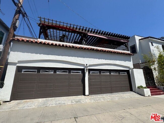 Building Photo - 8283 4th St