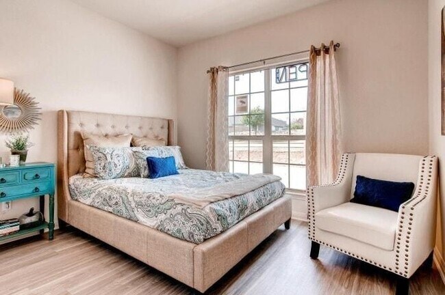 Building Photo - 405 Winterfield Dr
