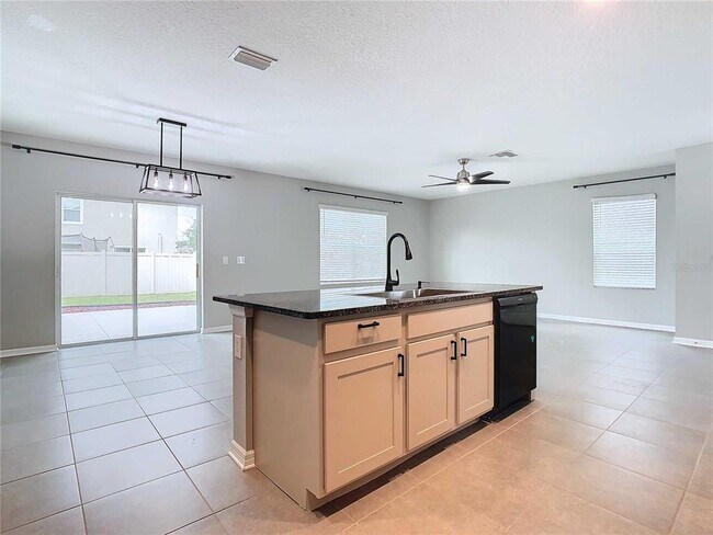 Building Photo - 32670 Ansley Bloom Ln