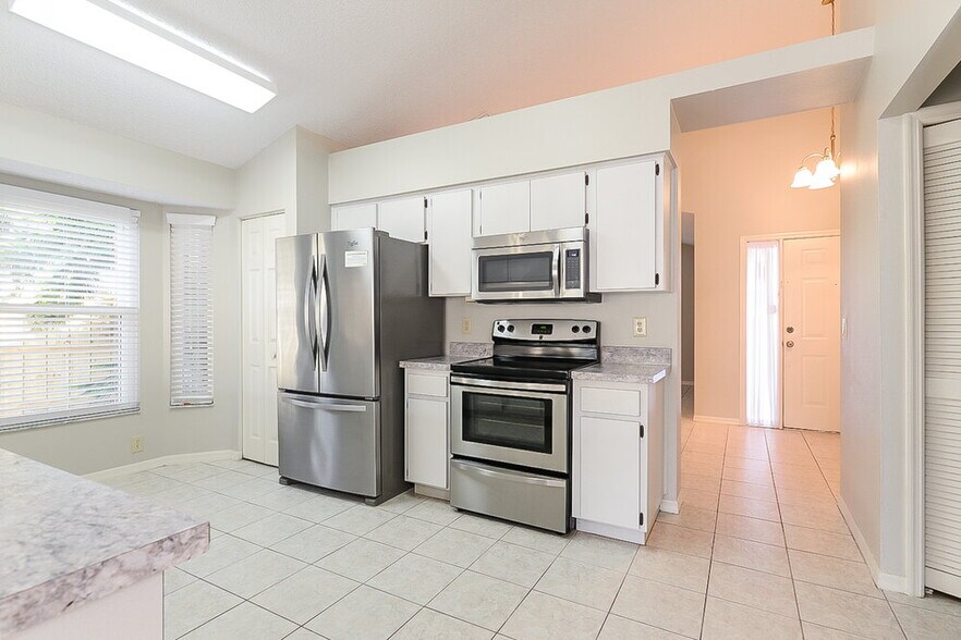 Building Photo - 13610 Colorado Pl