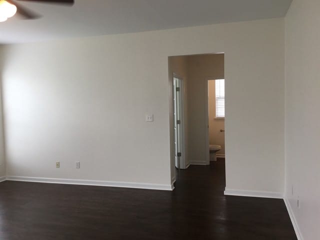 Building Photo - 4496 Fairport Ct