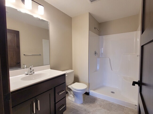 Building Photo - 1640 Keanan Ln