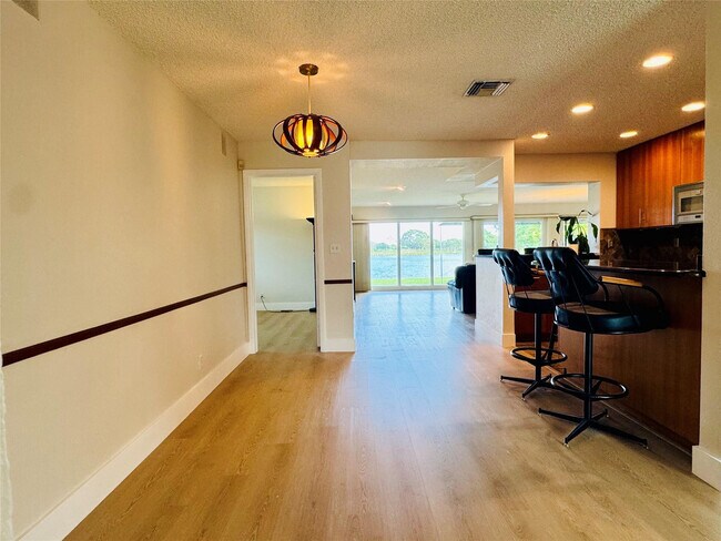 Building Photo - 1780 NW 39th Pl