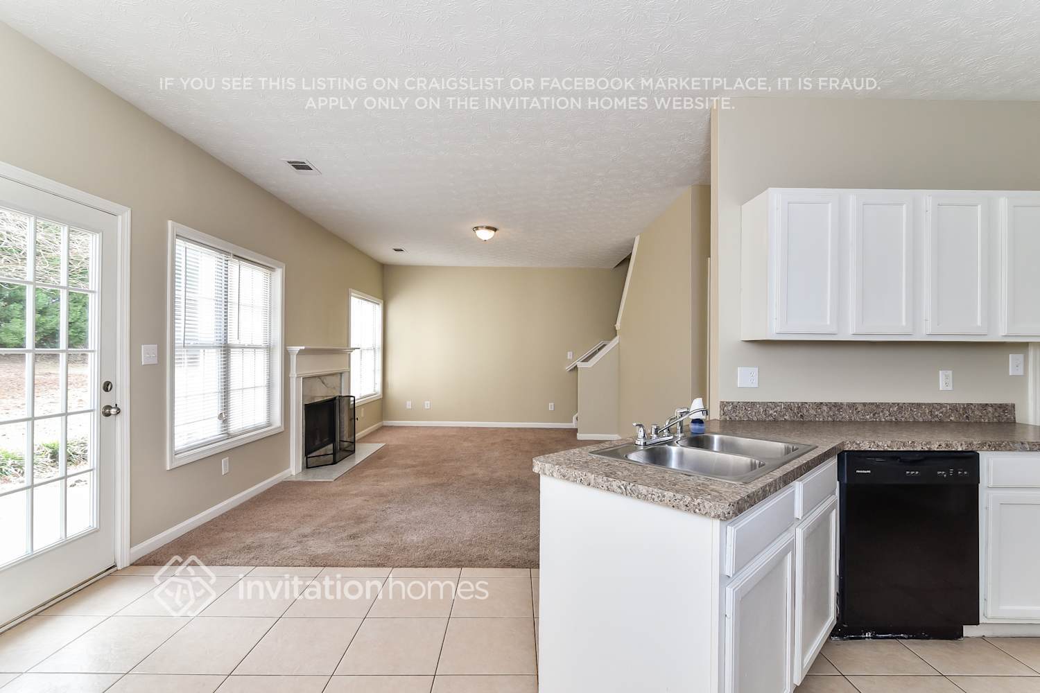 Building Photo - 548 Bellingham Dr