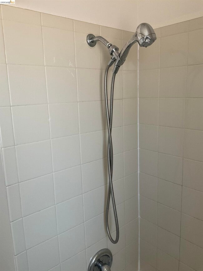 Building Photo - 510 McLaughlin St