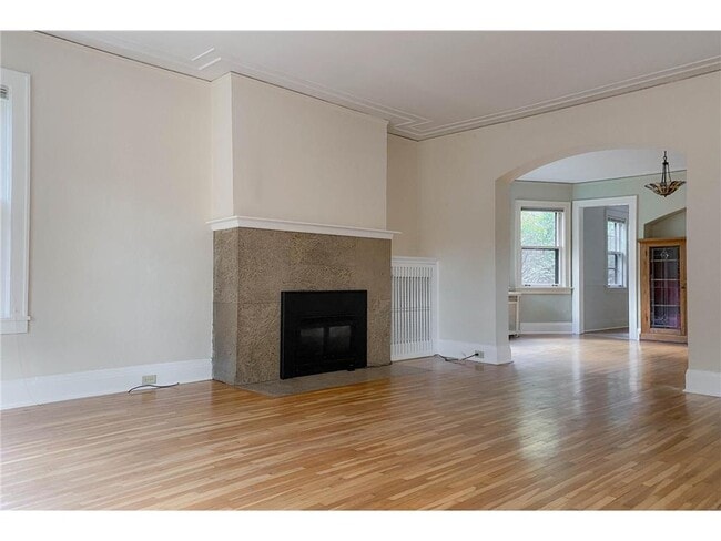 Building Photo - 1750 Portland Ave