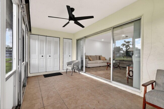 Building Photo - 5093 Privet Pl