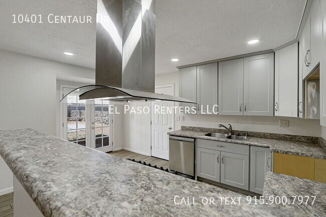 Building Photo - 10401 Centaur Dr