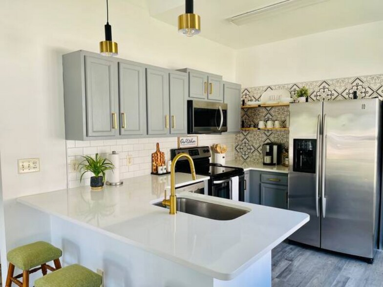 Building Photo - 1213 Wooster St