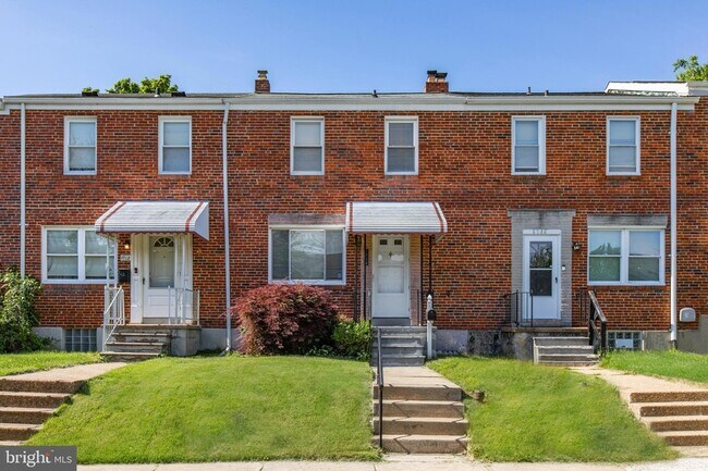 Building Photo - 1714 Pin Oak Rd