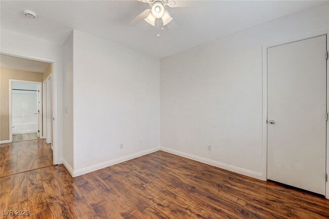 Building Photo - 10204 Lemon Thyme St