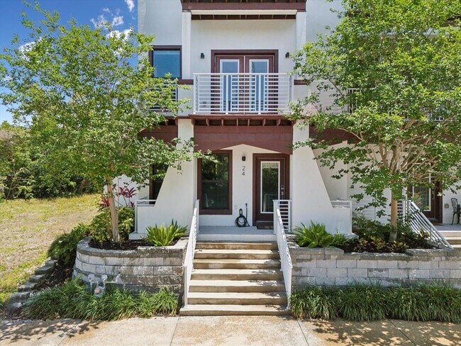 Building Photo - 946 Highland Ave