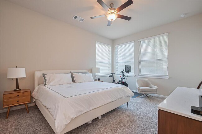 Building Photo - 15819 Glascorri Dr