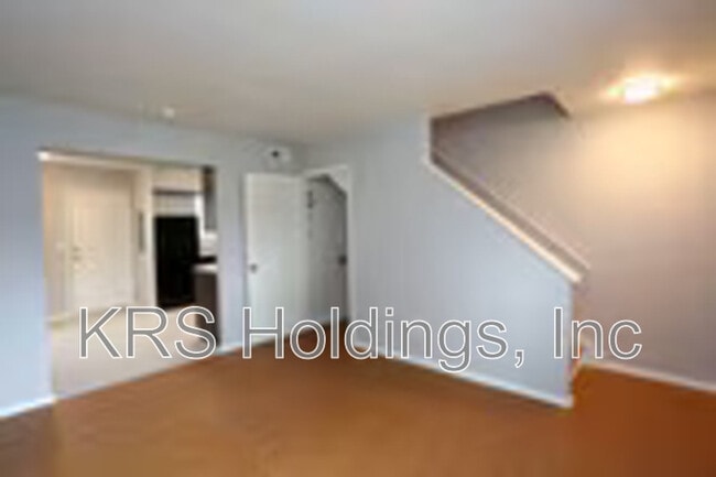 Building Photo - 827 41st St