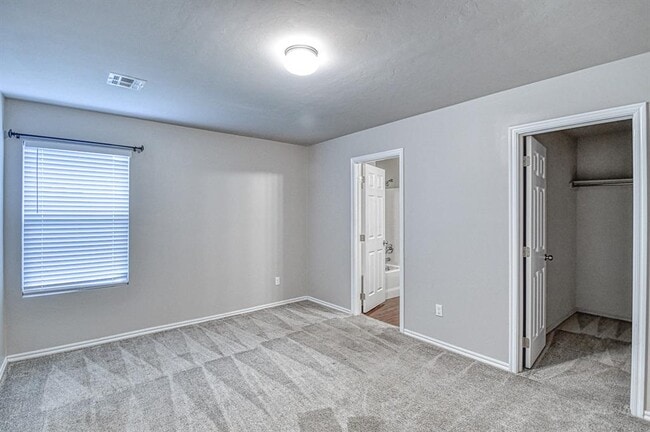 Building Photo - 1325 Quartz Pl