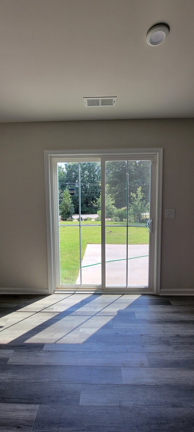 Building Photo - 5147 Downhaul Dr