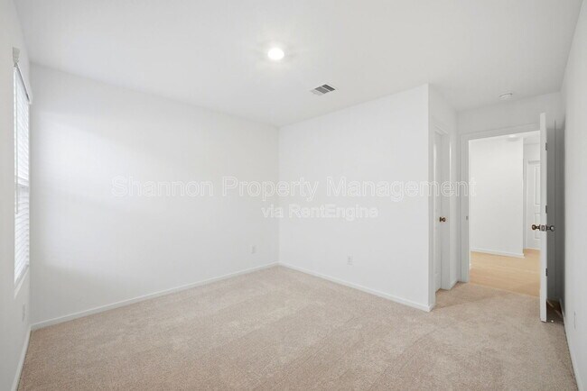 Building Photo - 25585 Rose Creek Dr