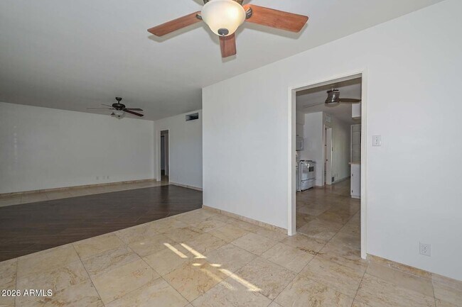 Building Photo - 6816 E Coronado Rd