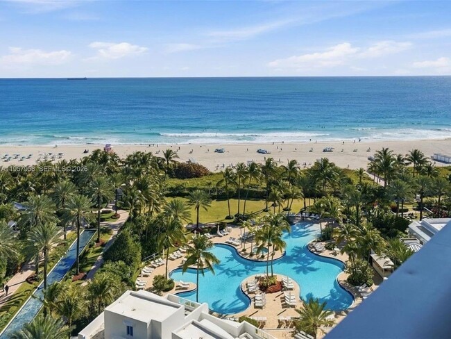 Building Photo - 100 South Pointe Dr