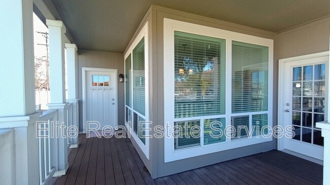 Building Photo - 1053 Madison Ave