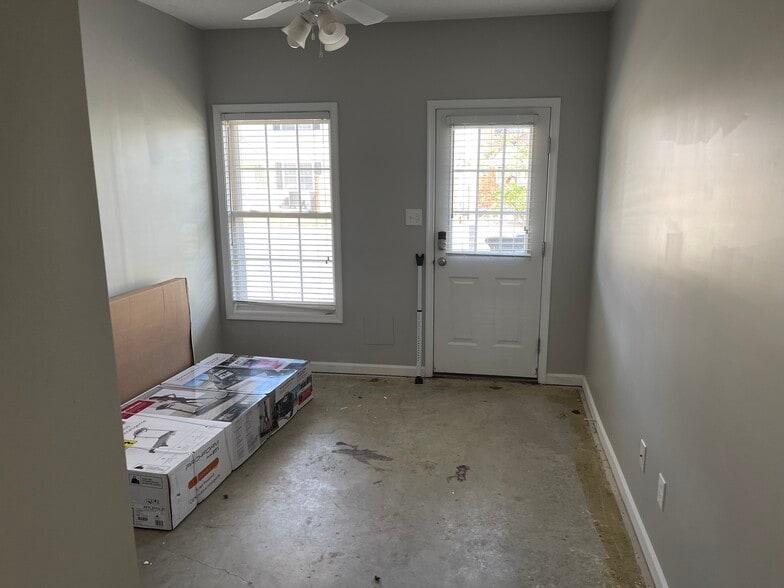 Building Photo - 515 Northwynd Cir