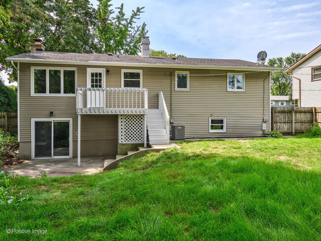 Building Photo - 1118 E Greenwood Dr