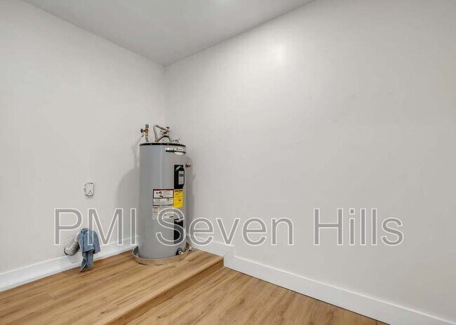 Building Photo - 4116 Tara Dr