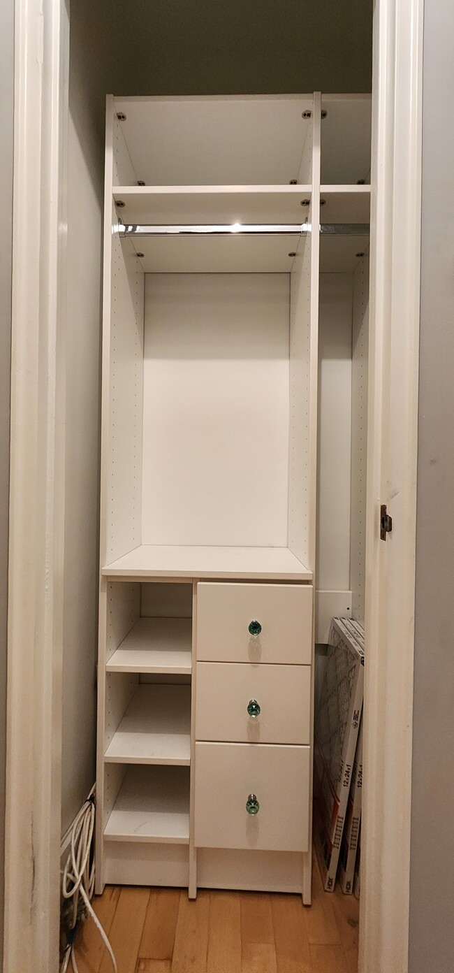 Linen Closet Storage - 1301 N Ode St