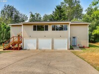 Building Photo - KellyCreek03