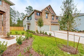 Building Photo - 332 N Spotted Fern Dr