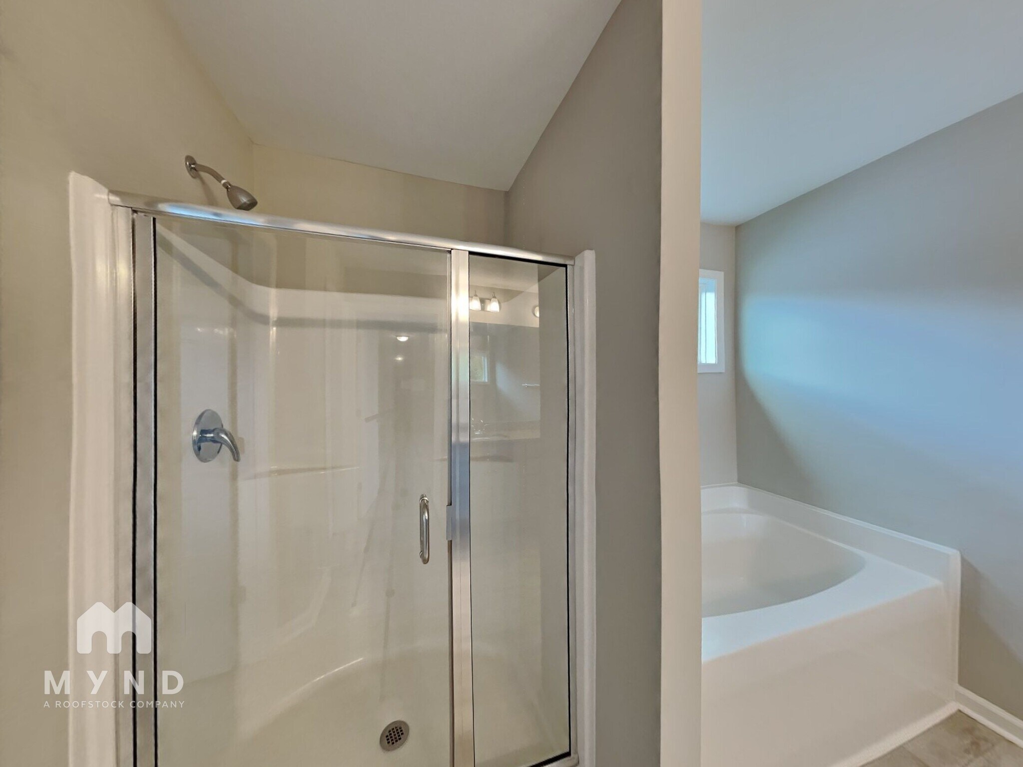 Building Photo - 386 Springwater Wy