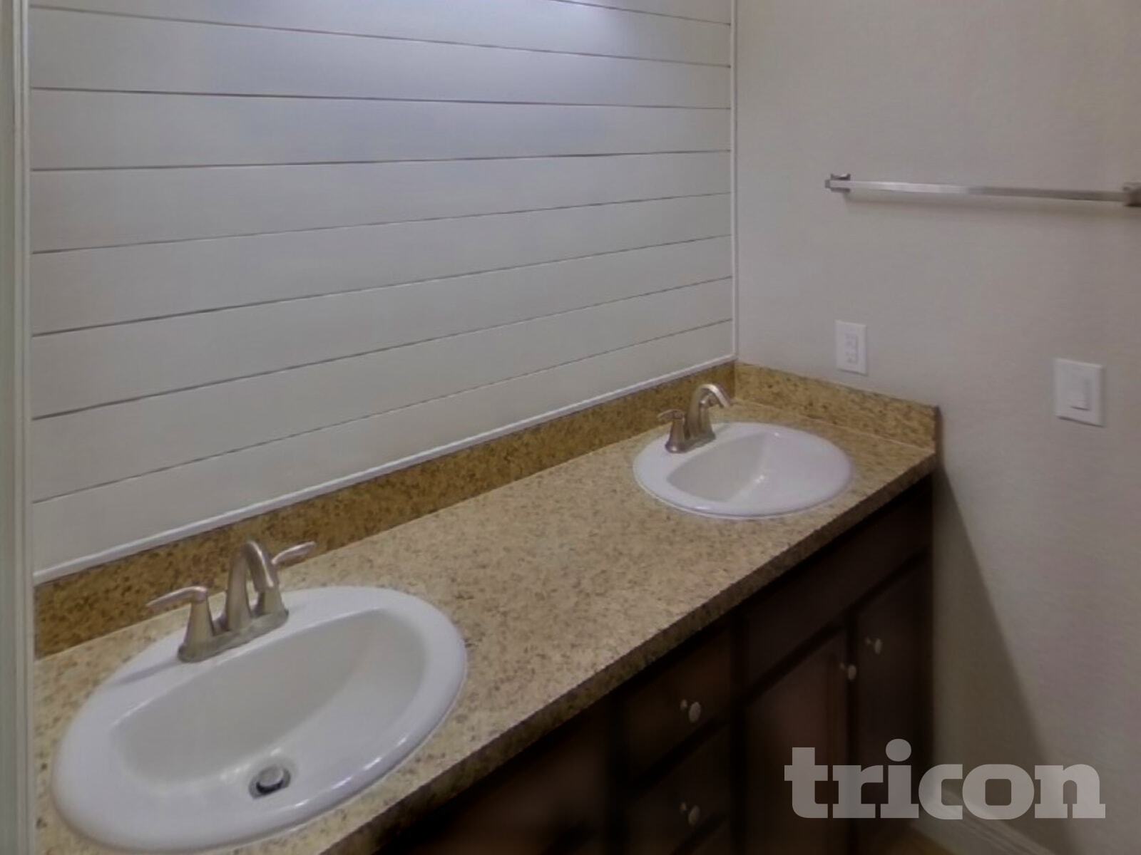 Building Photo - 22404 Cheryl Ave