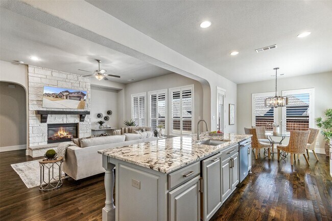 Building Photo - 13758 Vera Cruz Rd