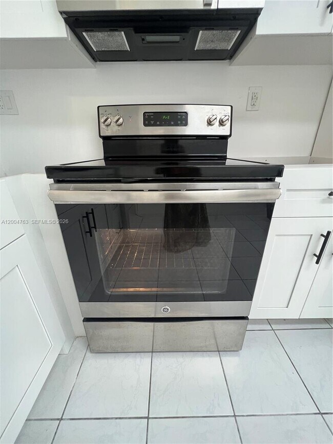 Building Photo - 6960 NW 174th Terrace