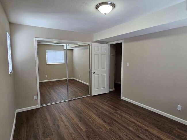 Bedroom 3 - 4444 Valencia Cir