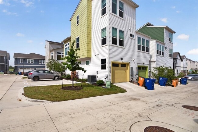 Building Photo - 4206 Margarita St