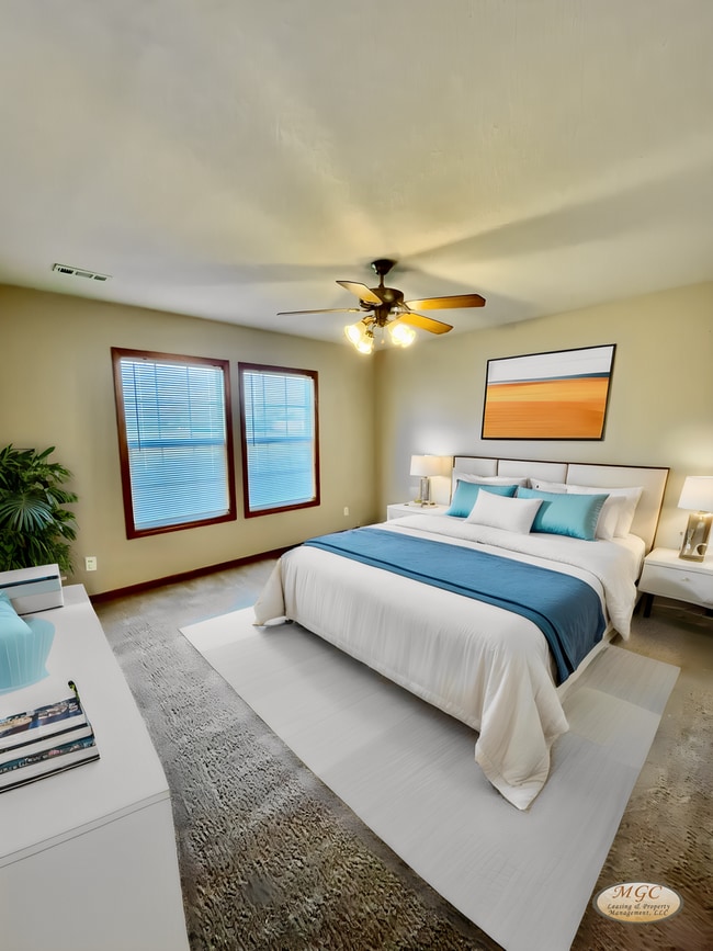 Building Photo - RANCH STYLE DUPLEX AVAILABLE NOW - SELF-TOUR!