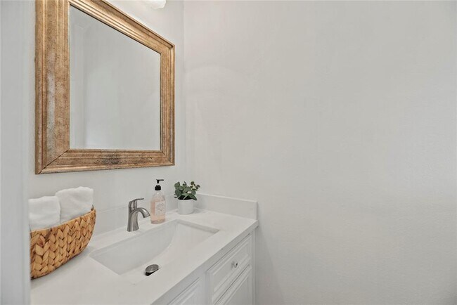 Building Photo - 20231 Brondesbury Dr