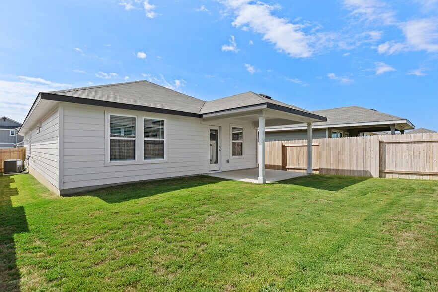 Building Photo - 821 Sun Grove Trl