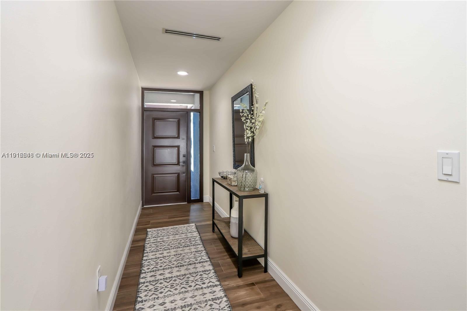 Building Photo - 16509 Fox Den Ct