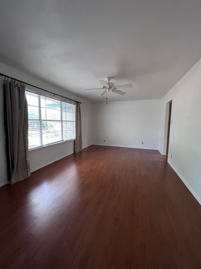 Building Photo - 3/2 Home in Kerrville