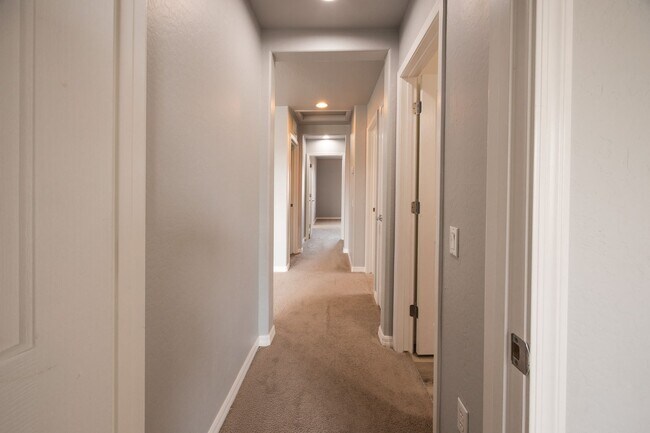 Building Photo - 8253 Arden Landing Pl
