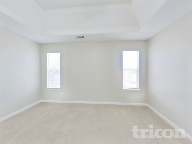 Building Photo - 5431 Sapphire Cir