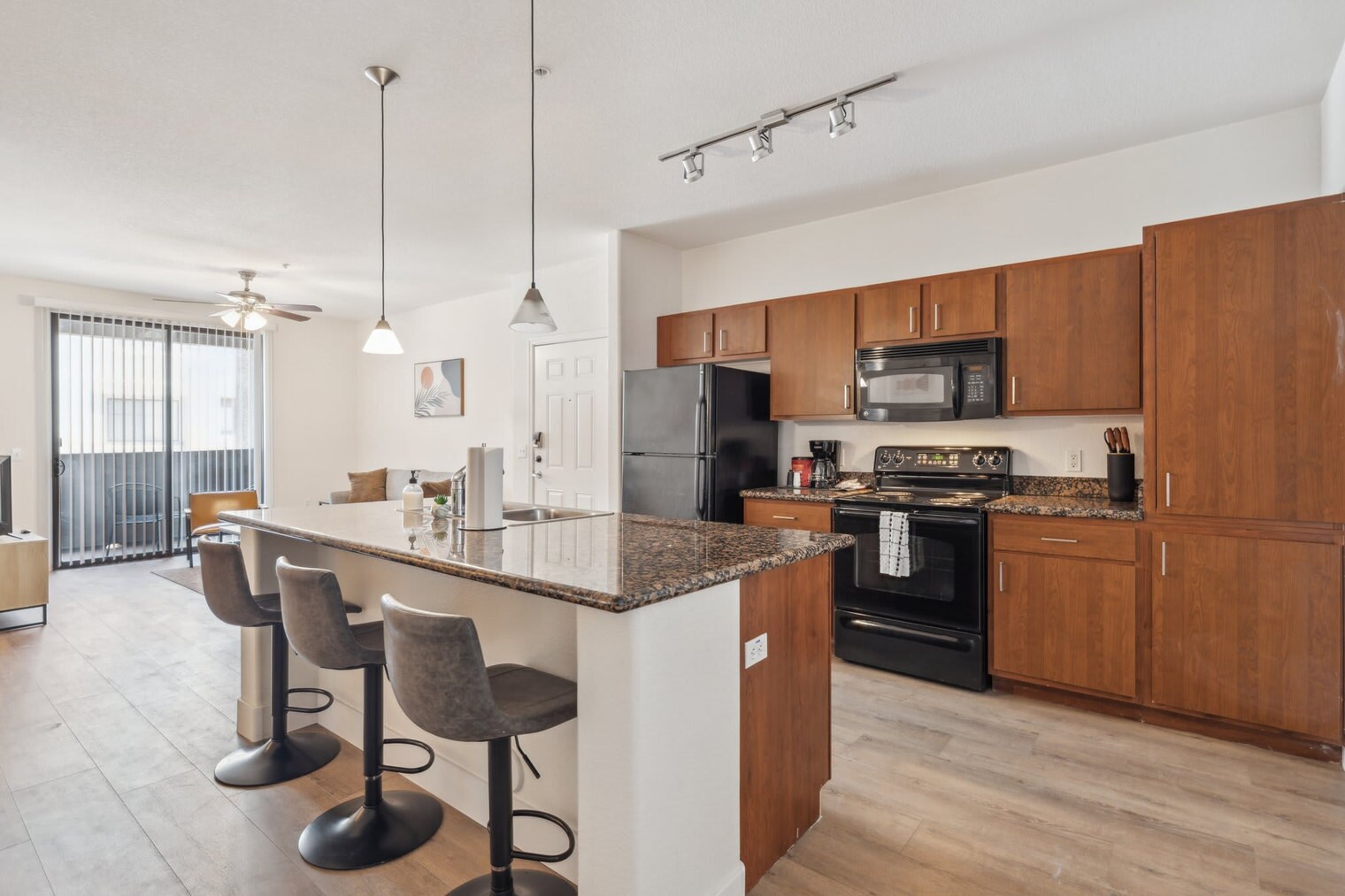 Building Photo - 6610 N 93rd Ave