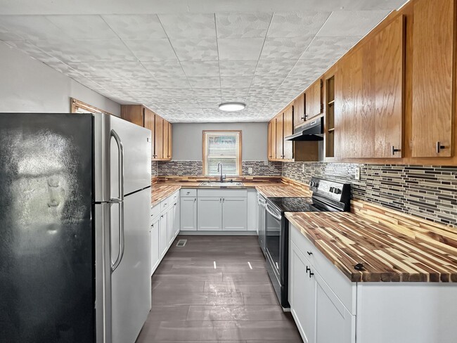 Building Photo - Cozy 2 bedroom home for rent!