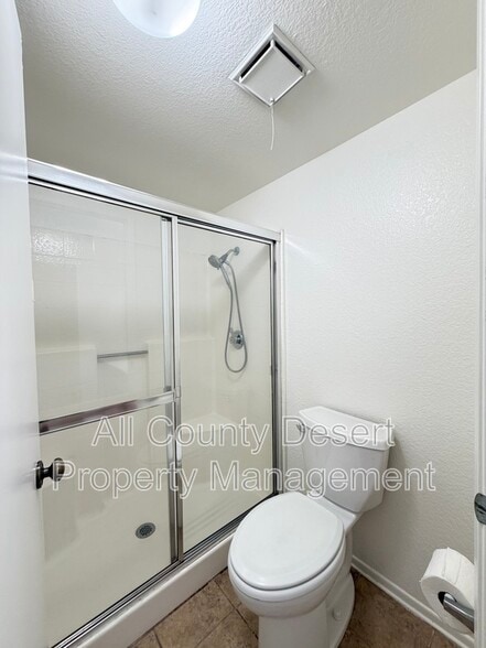 Building Photo - 74800 Sheryl Ave