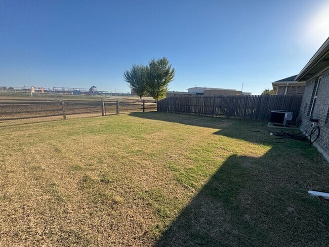 Building Photo - Storm shelter, All Appliances and security...